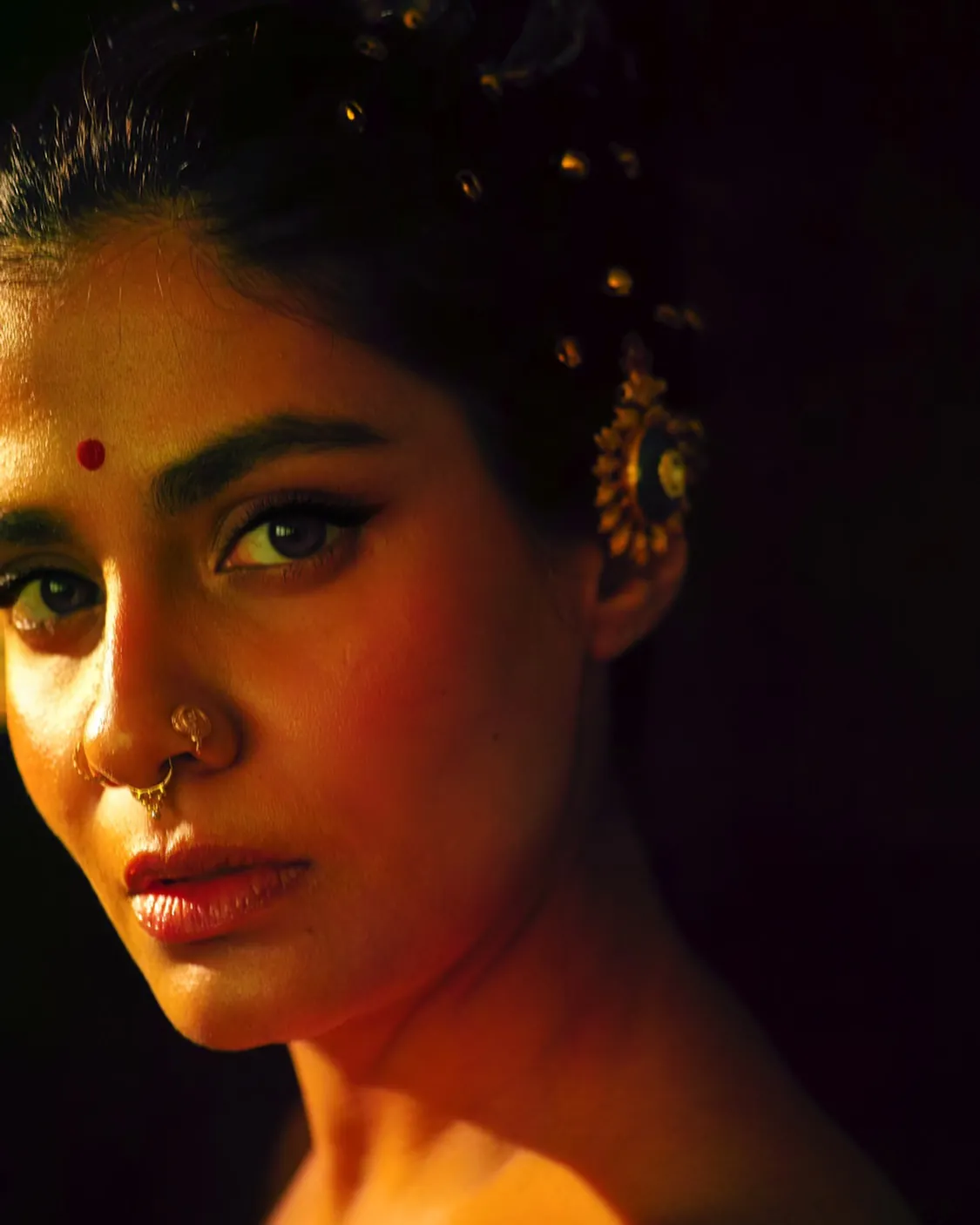 Shreya Dhanwanthary - shreya-dhanwanthary-sexy-6.webp